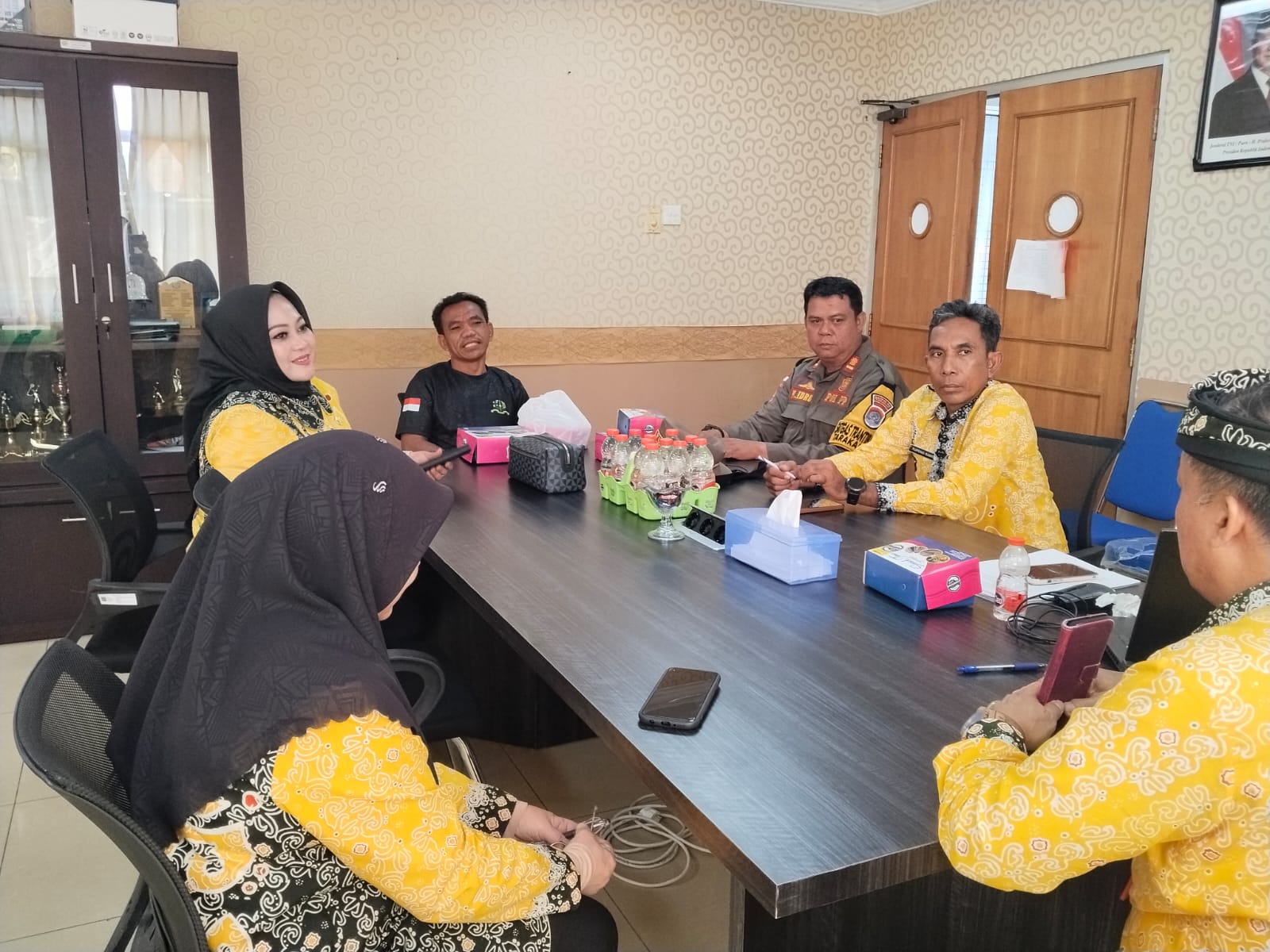 Penandatanganan Dokumen Pembayaran Pengadaan Tanah Perluasan Kuburan Juata Laut (Pelunasan)